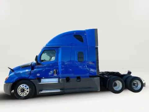 Photos of 2018 Freightliner Cascadia New Cascadia 126' BBC for sale in El Paso, TX at Torresdey Motors Alameda