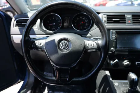 More photos of 2018 Volkswagen Jetta 1.4T SE Sedan 4D at Torresdey Motors Alameda, TX