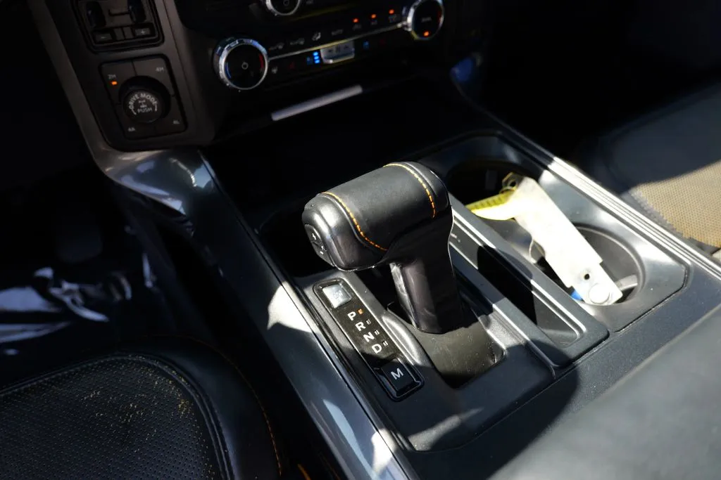 Ford F-150 photo 12