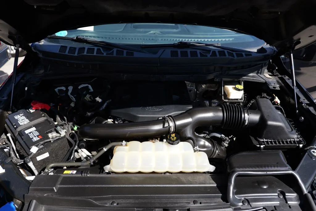 Ford F-150 photo 17