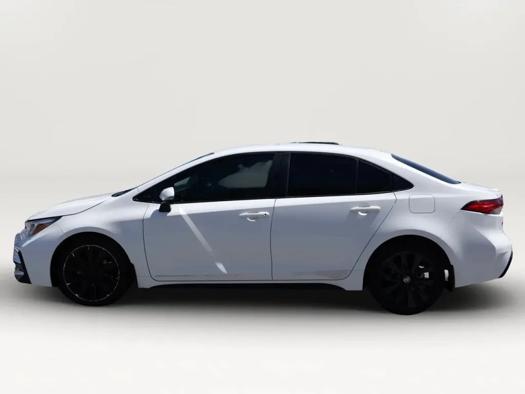 Toyota Corolla photo 2