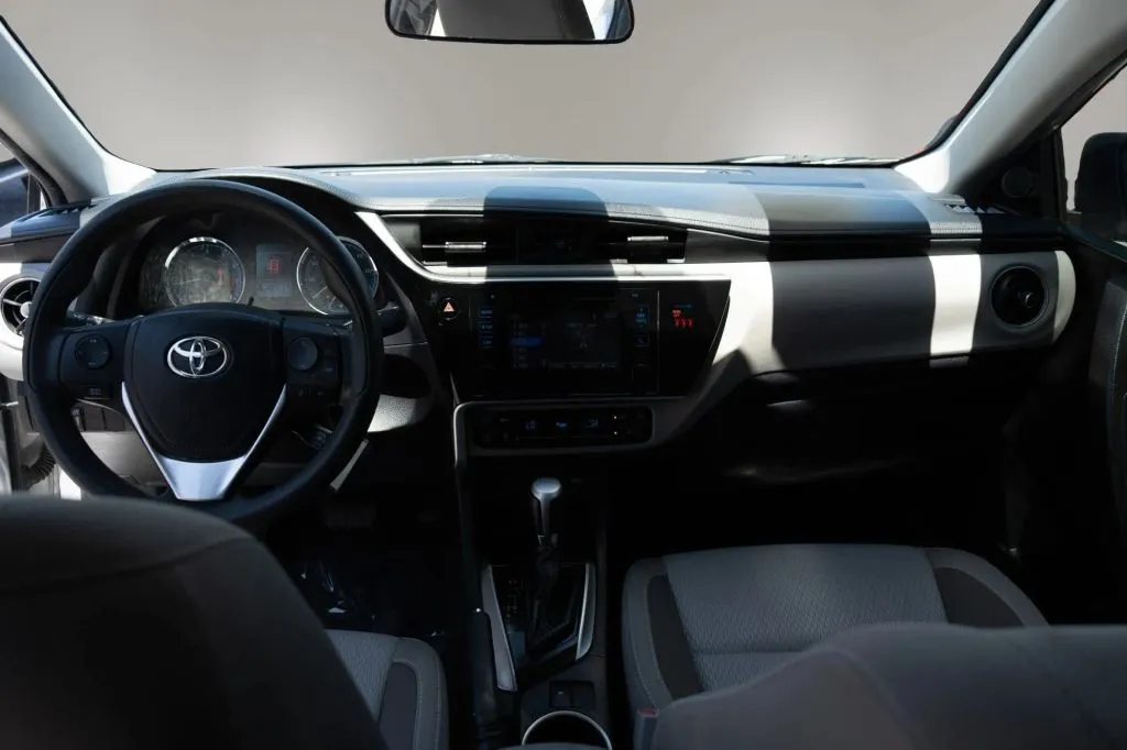 Toyota Corolla photo 9