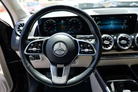 More photos of 2021 Mercedes-Benz GLB 250 4MATIC Sport Utility 4D at Torresdey Motors Alameda, TX