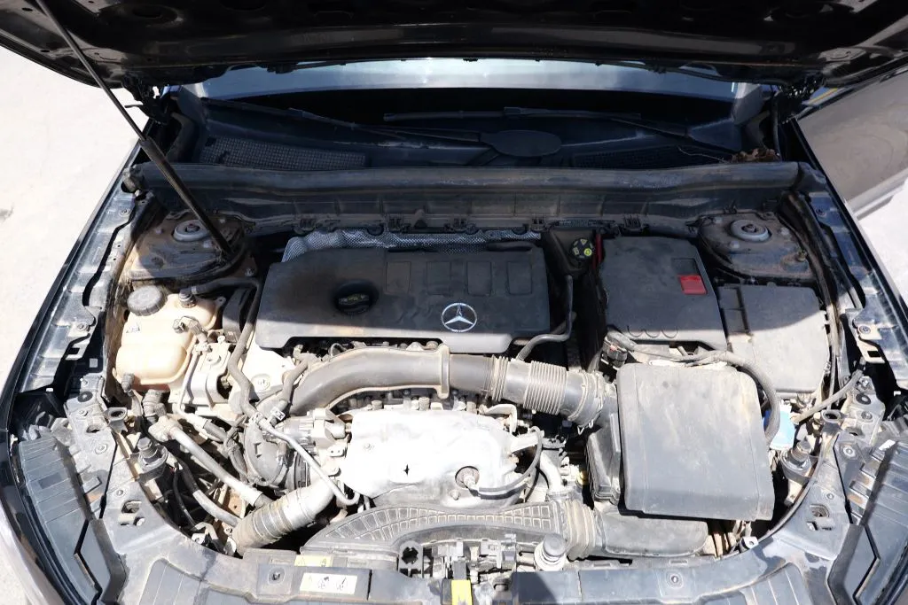 Mercedes-Benz GLB photo 14