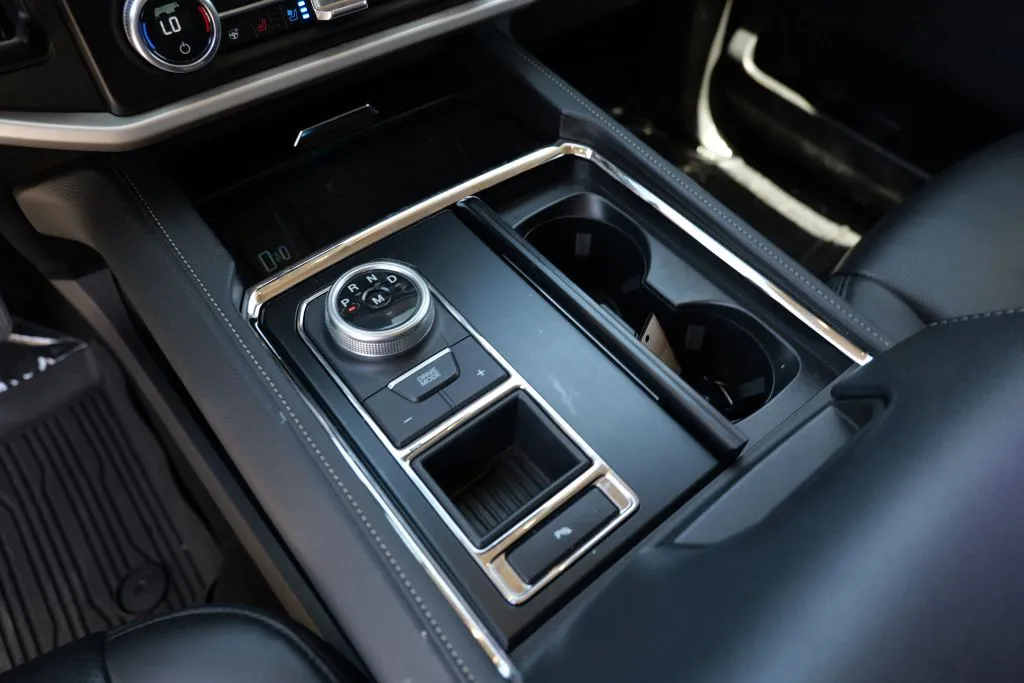 Ford Expedition photo 14