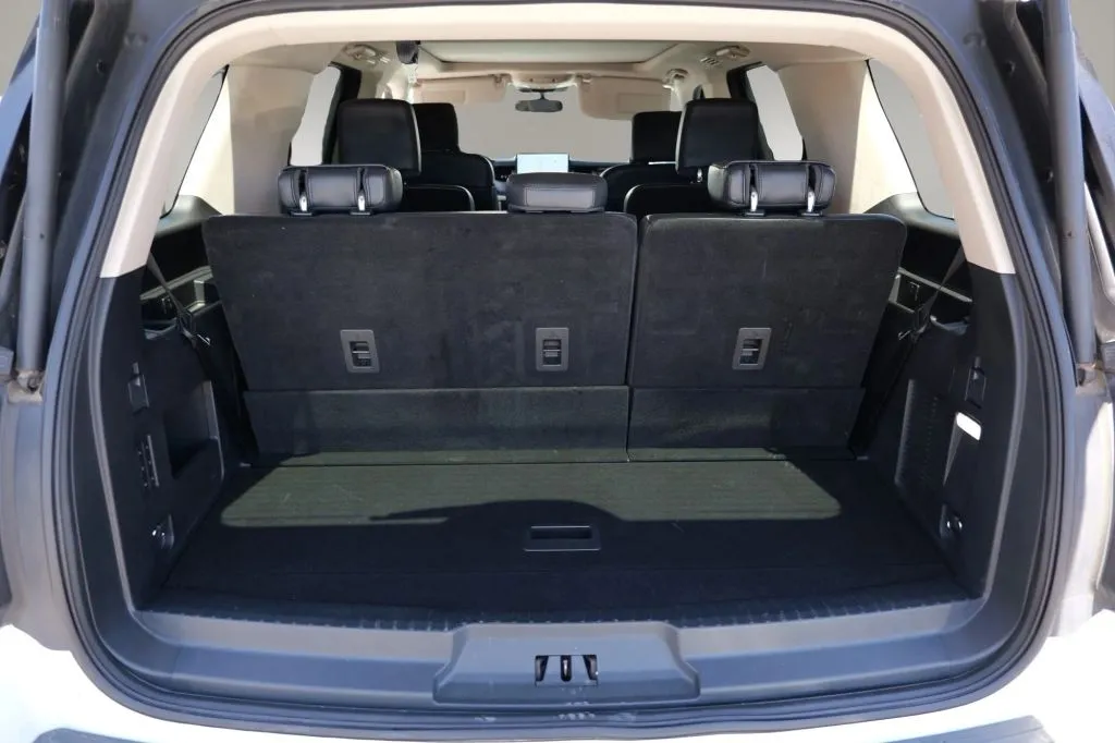 Ford Expedition photo 18