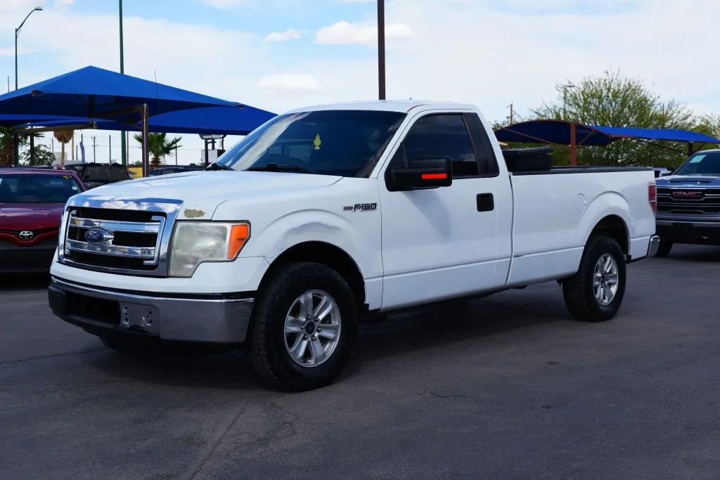 2014 Ford F-150 XL Regular Cab 126-in's photo