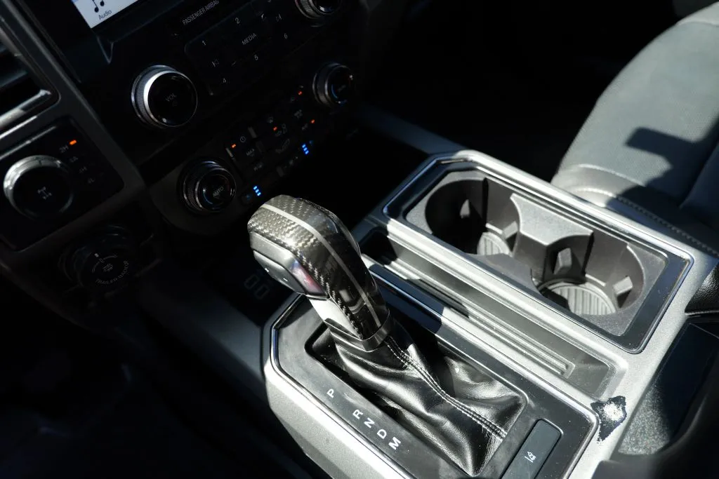 Ford F-150 photo 11