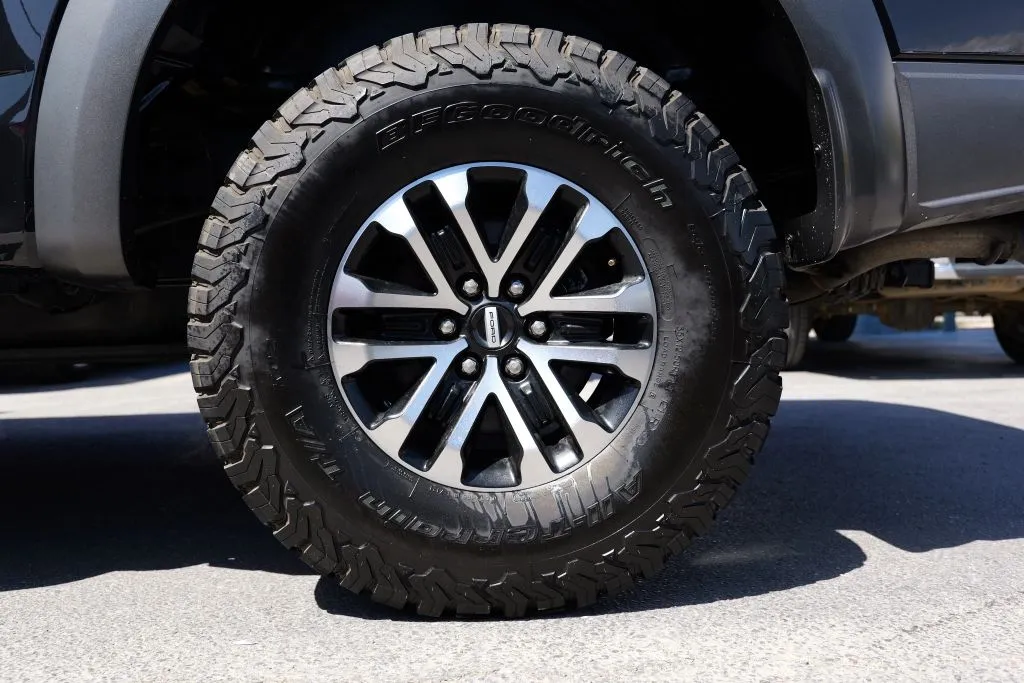 Ford F-150 photo 19