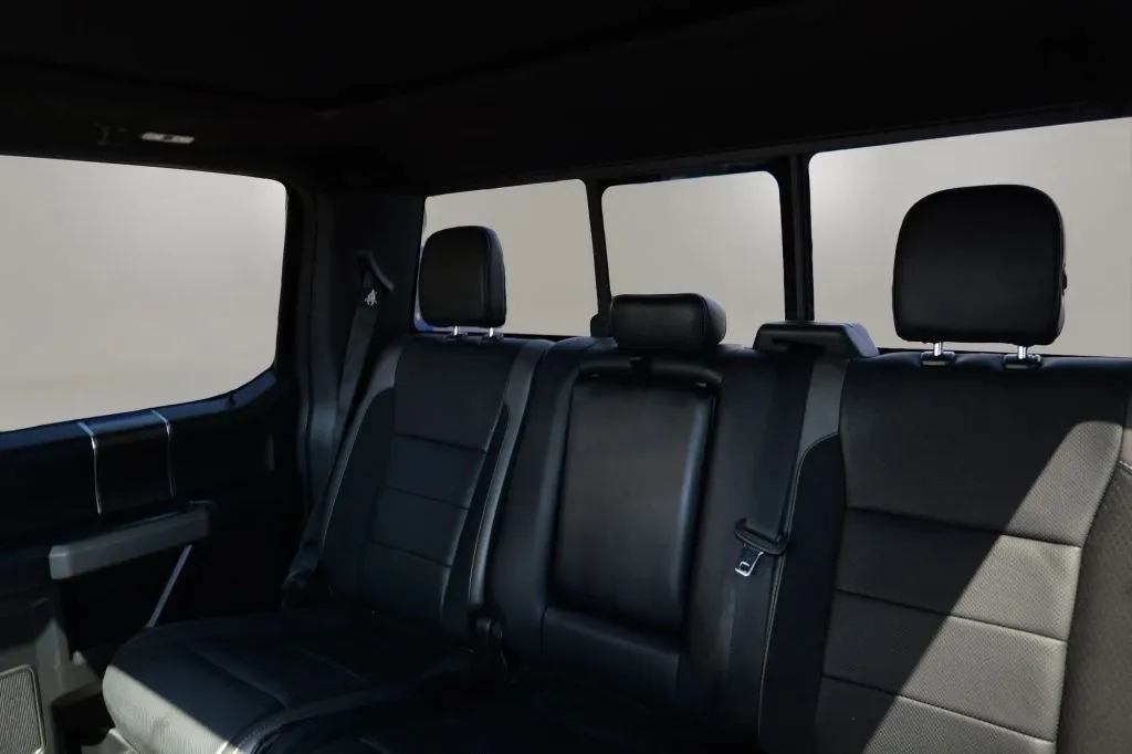 Ford F-150 photo 9