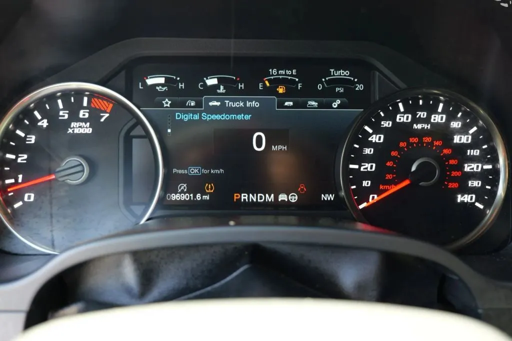 Ford F-150 photo 7