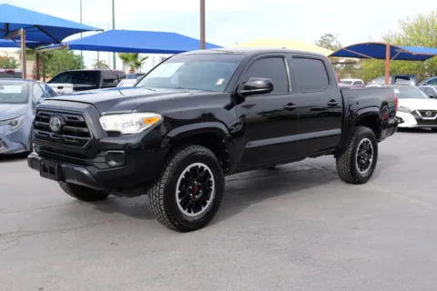Black 2018 Toyota Tacoma Double Cab SR Pickup 4D 5 ft for sale in El Paso, TX