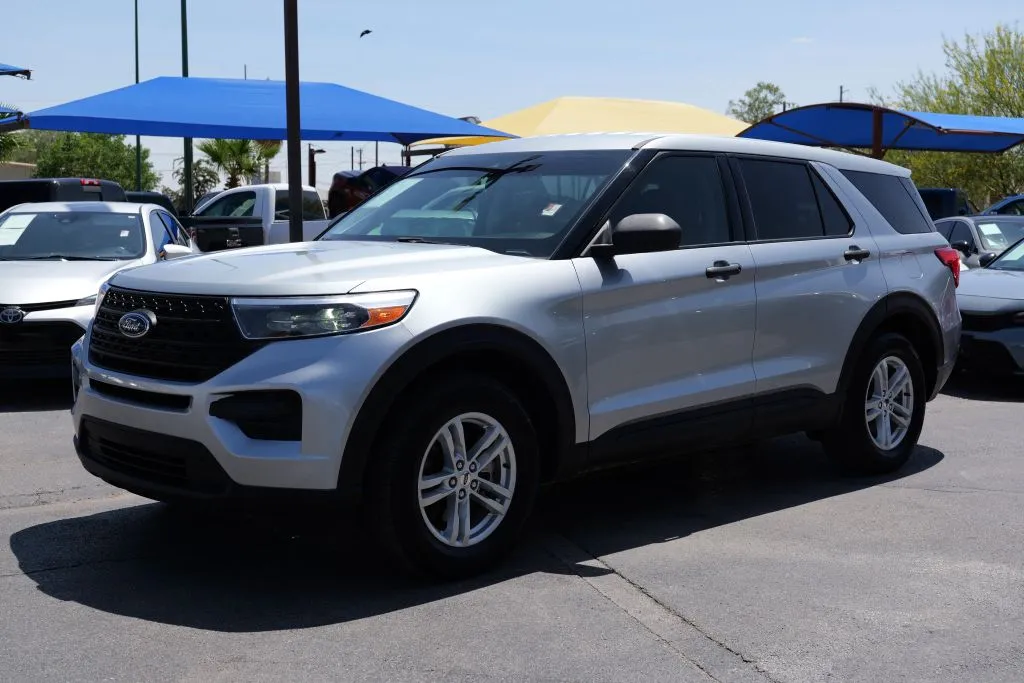 2022 Ford Explorer's photo