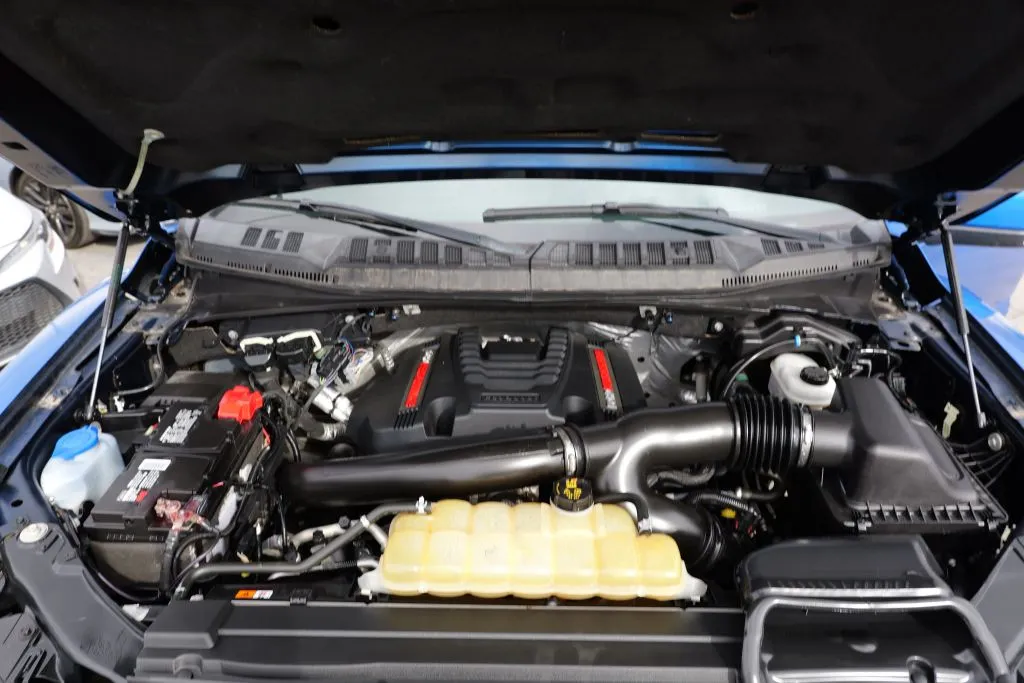 Ford F-150 photo 17