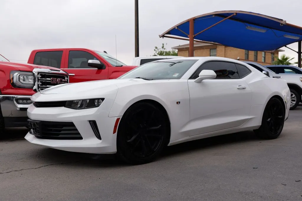 2018 Chevrolet Camaro 2.0 1LS's photo