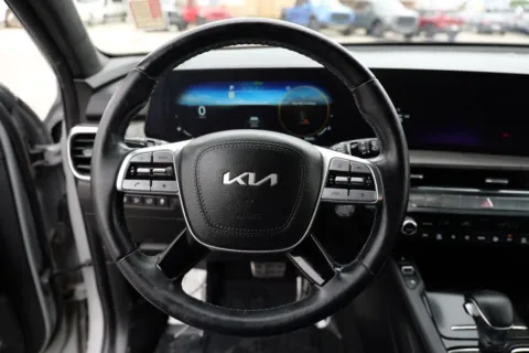 More photos of 2024 Kia Telluride SX-Prestige X-Pro Sport Utility 4D at Torresdey Motors Alameda, TX