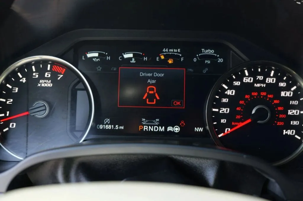 Ford F-150 photo 6