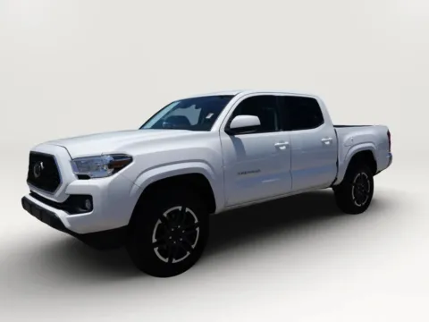 White 2022 Toyota Tacoma Double Cab SR5 Pickup 4D 5 ft for sale in El Paso, TX