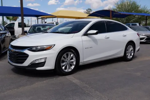 White 2022 Chevrolet Malibu LT Sedan 4D for sale in El Paso, TX