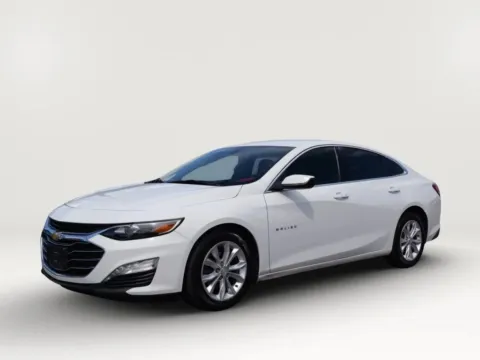 White 2022 Chevrolet Malibu LT Sedan 4D for sale in El Paso, TX