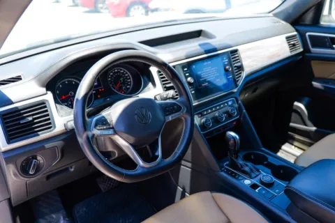 More photos of 2021 Volkswagen Atlas Cross Sport SE 4Motion w/Technology Sport Utility 4D at Torresdey Motors Alameda, TX