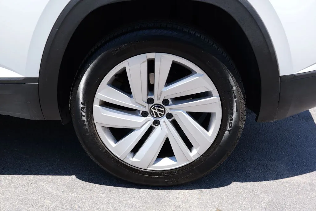 Volkswagen Atlas Cross Sport photo 13