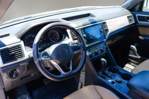 More photos of 2021 Volkswagen Atlas Cross Sport SE 4Motion w/Technology Sport Utility 4D at Torresdey Motors Alameda, TX