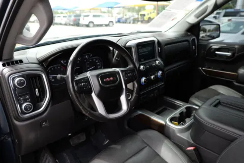 More photos of 2021 GMC Sierra 1500 Crew Cab SLT Pickup 4D 5 3/4 ft at Torresdey Motors Alameda, TX