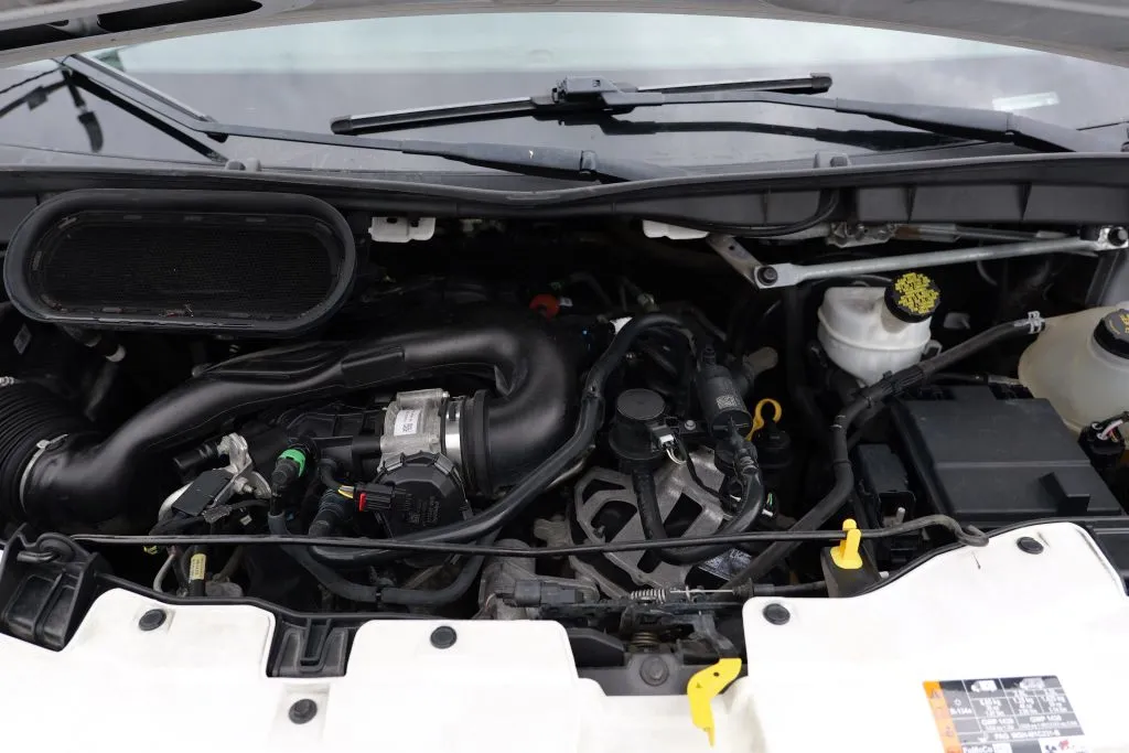 Ford Transit-250 photo 14