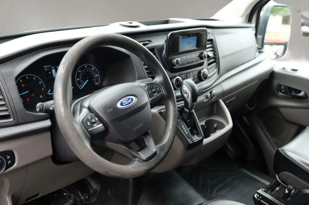 Ford Transit-250 photo 4