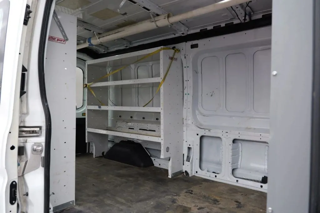 Ford Transit-250 photo 12