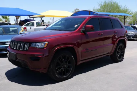 Red 2020 Jeep Grand Cherokee Altitude Sport Utility 4D for sale in El Paso, TX
