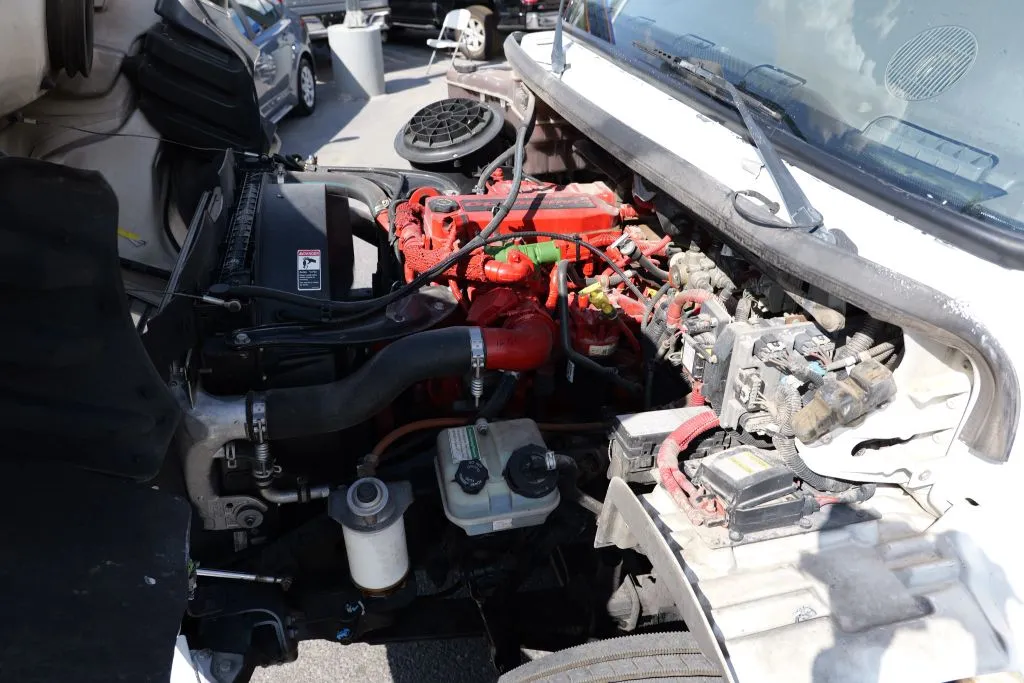 Freightliner M106 photo 24