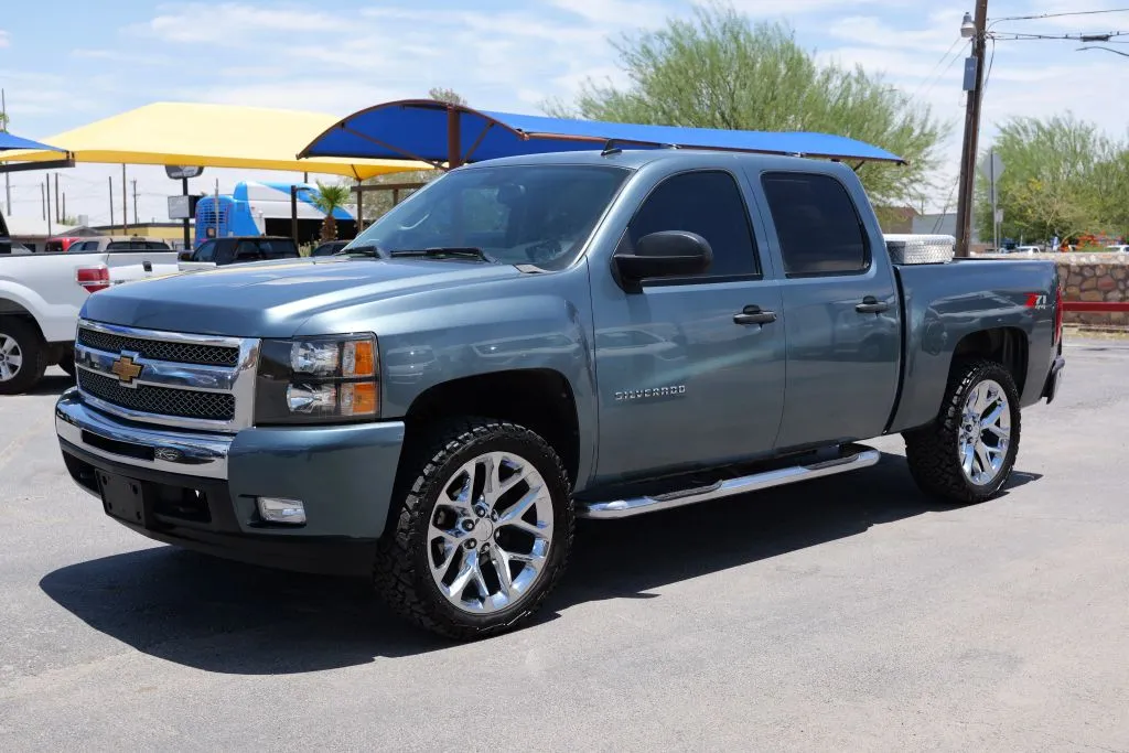 Unknown 2011 Chevrolet Silverado 1500 Crew Cab LT Pickup 4D 5 3/4 ft for sale in El Paso, TX