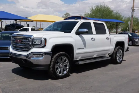White 2017 GMC Sierra 1500 Crew Cab SLT Pickup 4D 5 3/4 ft for sale in El Paso, TX