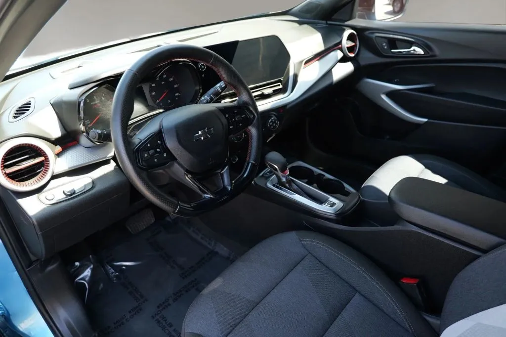 Chevrolet Trax photo 4