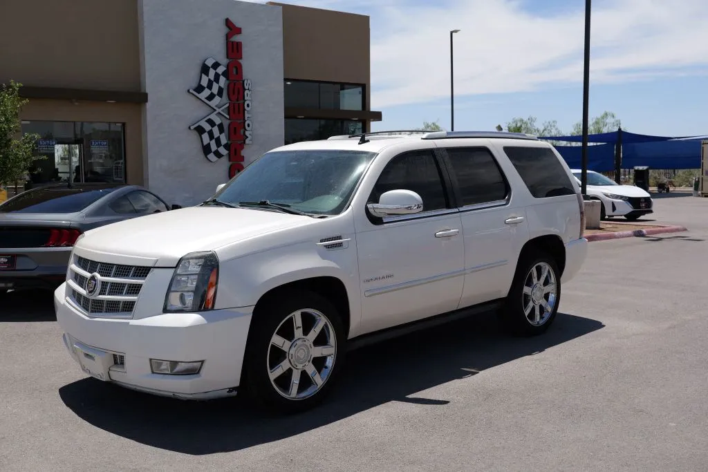 White 2013 Cadillac Escalade Premium Sport Utility 4D for sale in El Paso, TX