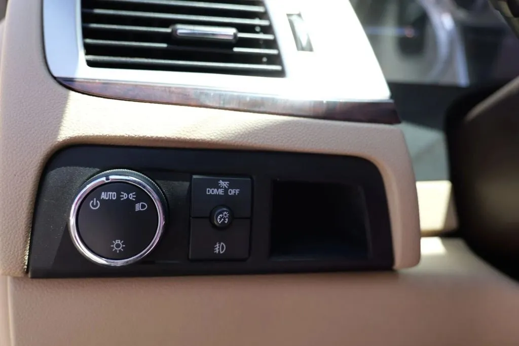 Cadillac Escalade photo 8
