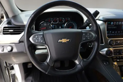 More photos of 2019 Chevrolet Suburban LT Sport Utility 4D at Torresdey Motors Alameda, TX