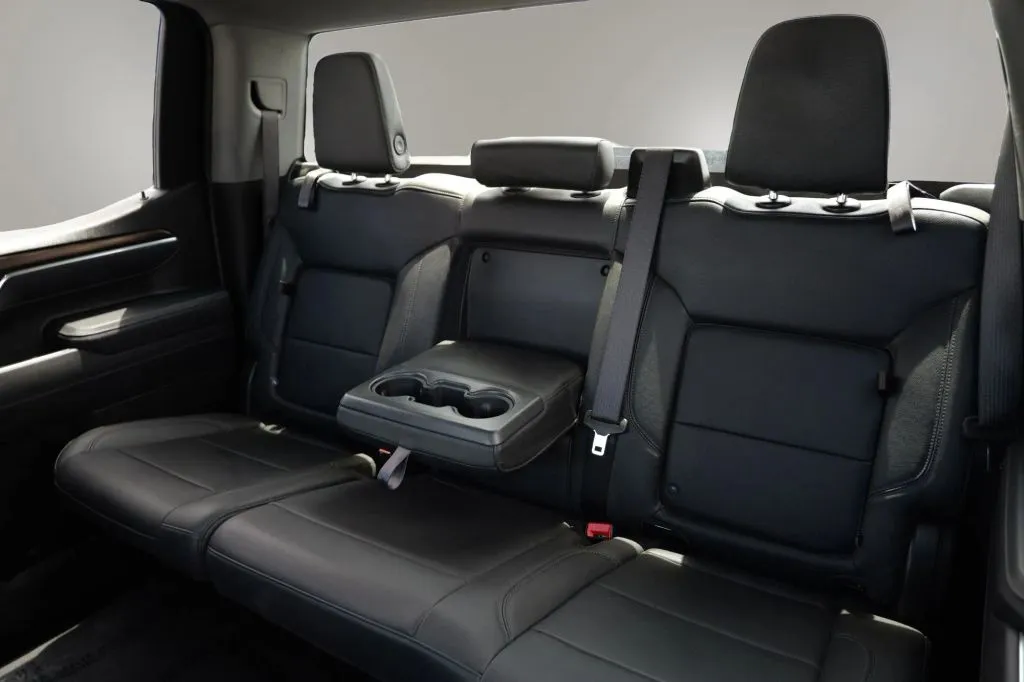 GMC Sierra photo 10