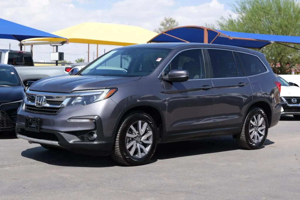 Gray 2020 Honda Pilot EX Sport Utility 4D for sale in El Paso, TX