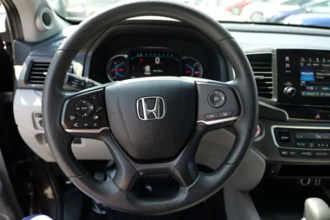 More photos of 2020 Honda Pilot EX Sport Utility 4D at Torresdey Motors Alameda, TX