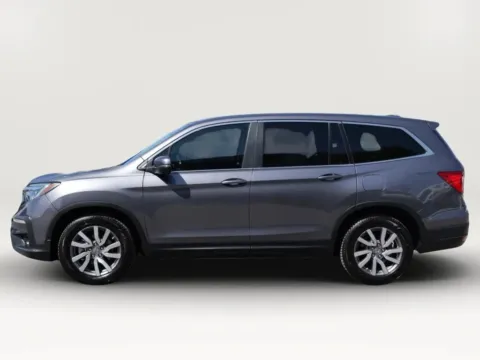 Photos of 2020 Honda Pilot EX Sport Utility 4D for sale in El Paso, TX at Torresdey Motors Alameda