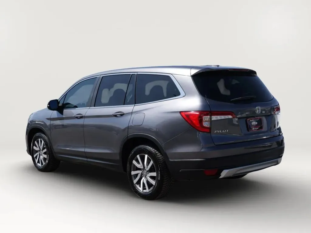 Honda Pilot photo 3
