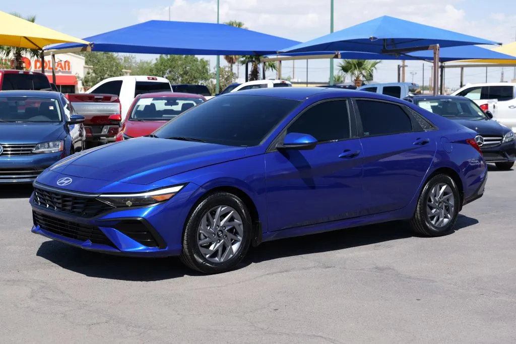 Blue 2025 Hyundai Elantra Hybrid Blue HEV Sedan 4D for sale in El Paso, TX