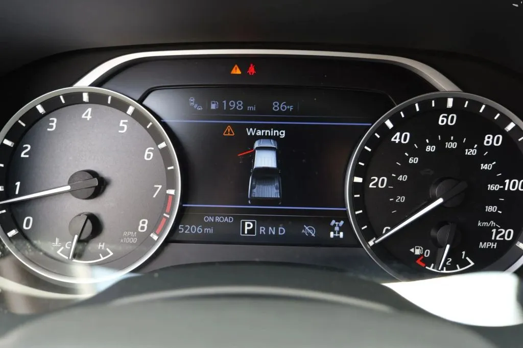 Nissan Frontier photo 6