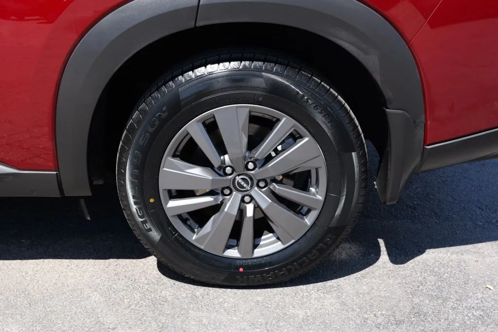 Nissan Pathfinder photo 13