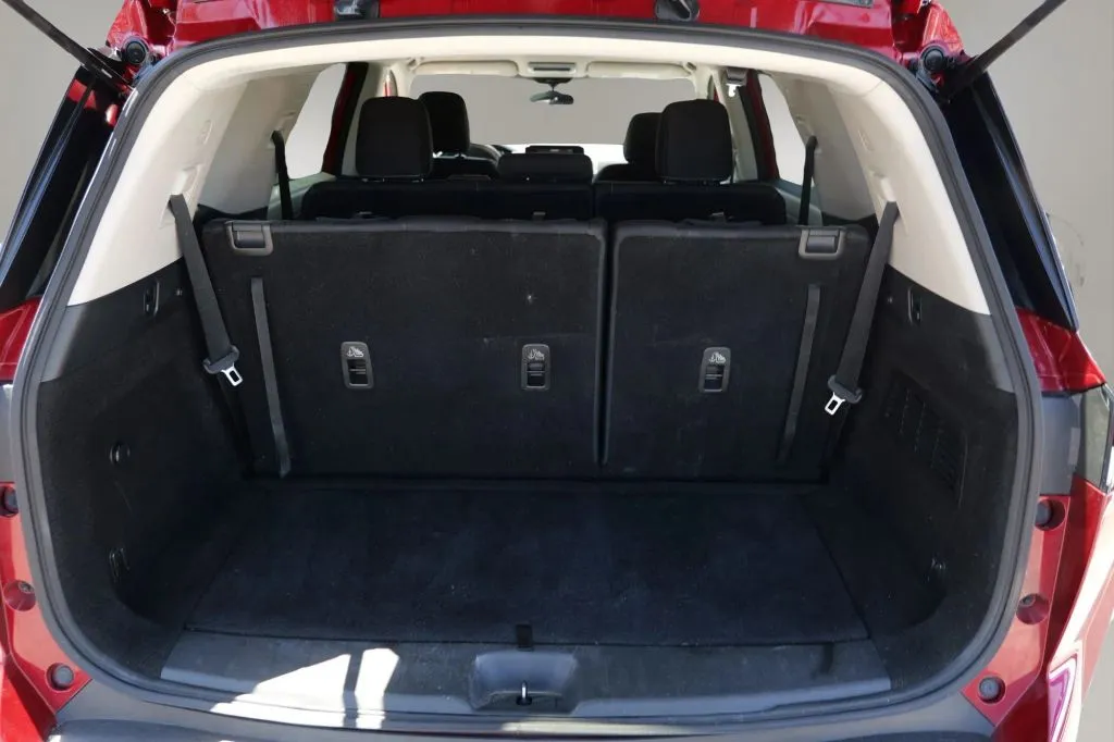 Nissan Pathfinder photo 14