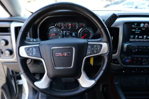 More photos of 2018 GMC Sierra 1500 Crew Cab SLT Pickup 4D 5 3/4 ft at Torresdey Motors Alameda, TX