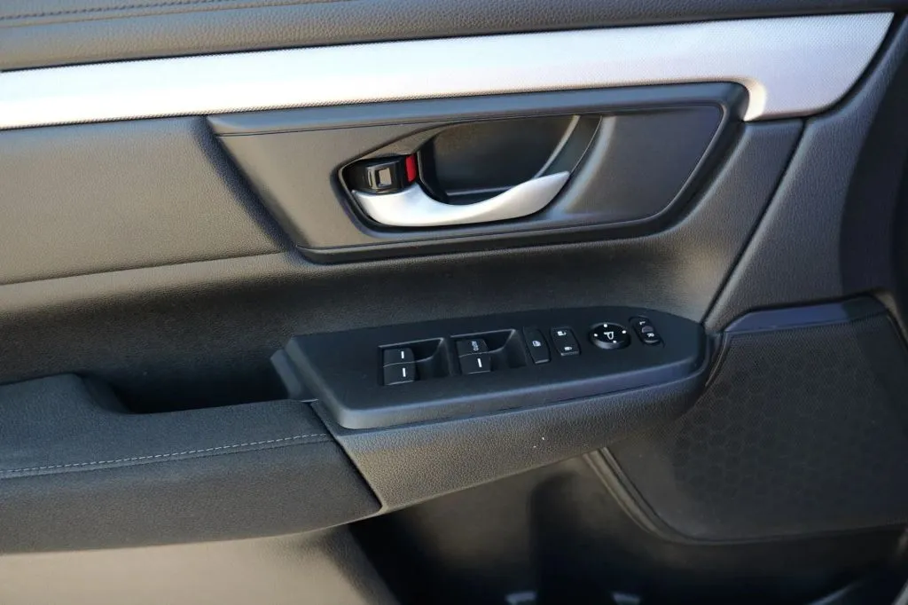 Honda CR-V photo 7